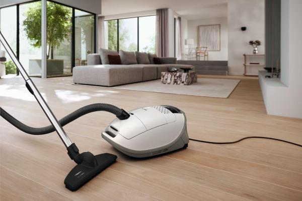 MIELE Guard M1 Parquet Flex Briliantová bílá  NOVINKA