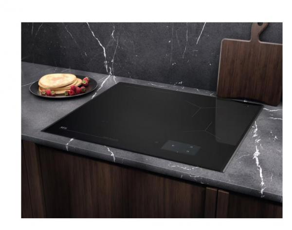 AEG NIH64B30AB + CASHBACK 2.500,- Kč