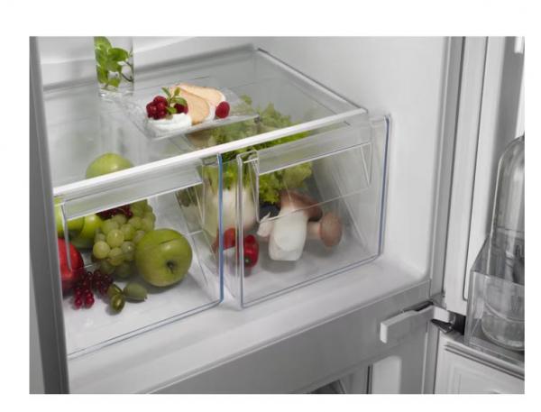 AEG OSC6N181ES + CASHBACK 2000,- Kč