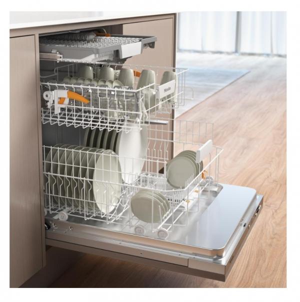 MIELE G 5450 SCVi Active Plus Nerez