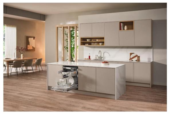 MIELE G 5851 SCVi Active Plus Nerez