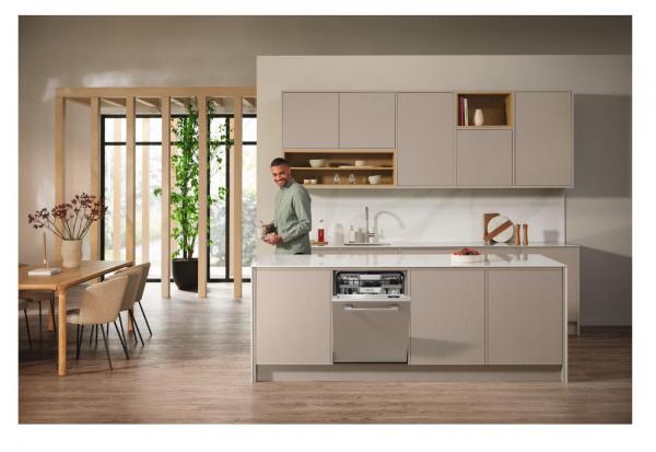 MIELE G 7260 SCVi Nerez
