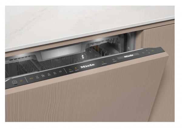 MIELE G 7783 SCVi AutoDos K2O FF Obsidian černá