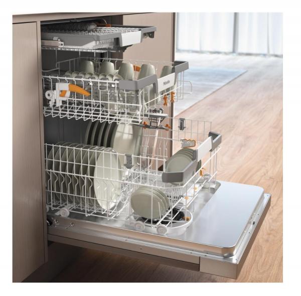 MIELE G 7605 SCi XXL AutoDos Nerez CleanSteel