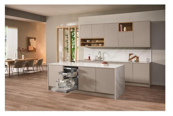 MIELE G 7605 SCi XXL AutoDos Nerez CleanSteel