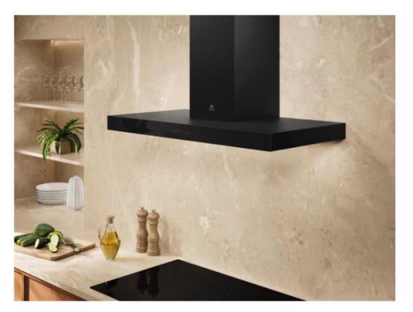 ELECTROLUX LFT819K 