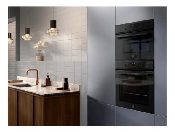 ELECTROLUX EOC6P77H