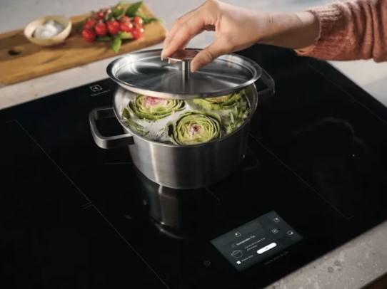 ELECTROLUX EIS87583